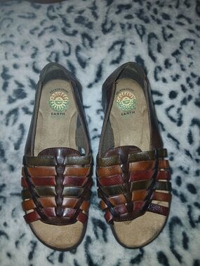 Earth Spirit Women's Multicolor Brown Leather Woven Sandals